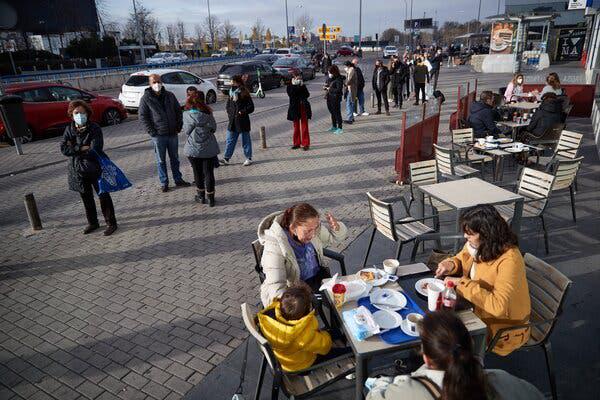 1B3C428A-F363-44ED-A44C-C4E06F6475F2