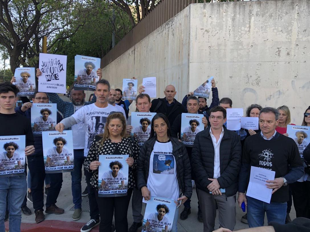 2F1BAF8A-90FA-4BD9-8EA3-B64EA32F9612