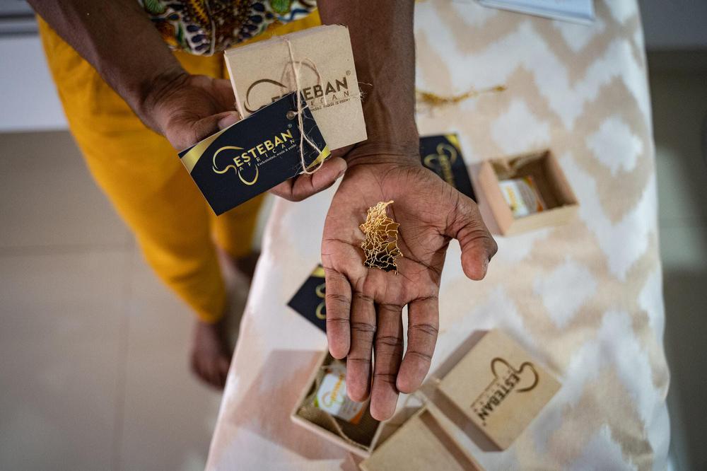 473F63F4-B920-415B-A952-1BB859819A58