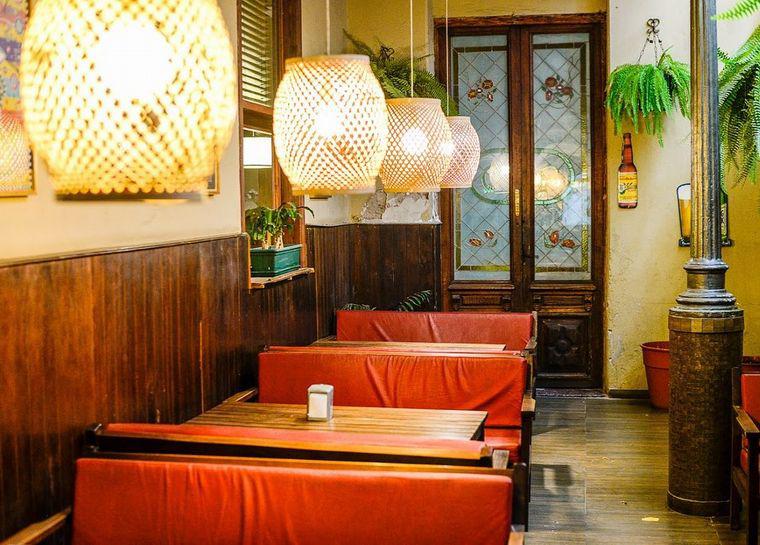 EAD216C4-3157-4629-87BA-A773A9B88588