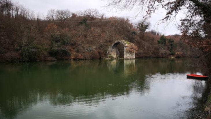 93900F0B-E71D-4CD3-BB4E-A649204170F9