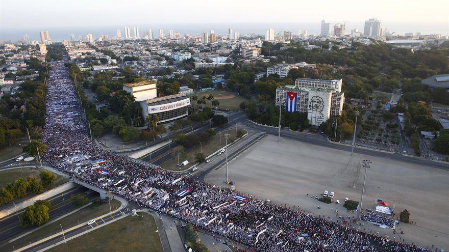 B7E77794-F1A8-408C-B10C-843F3A847466