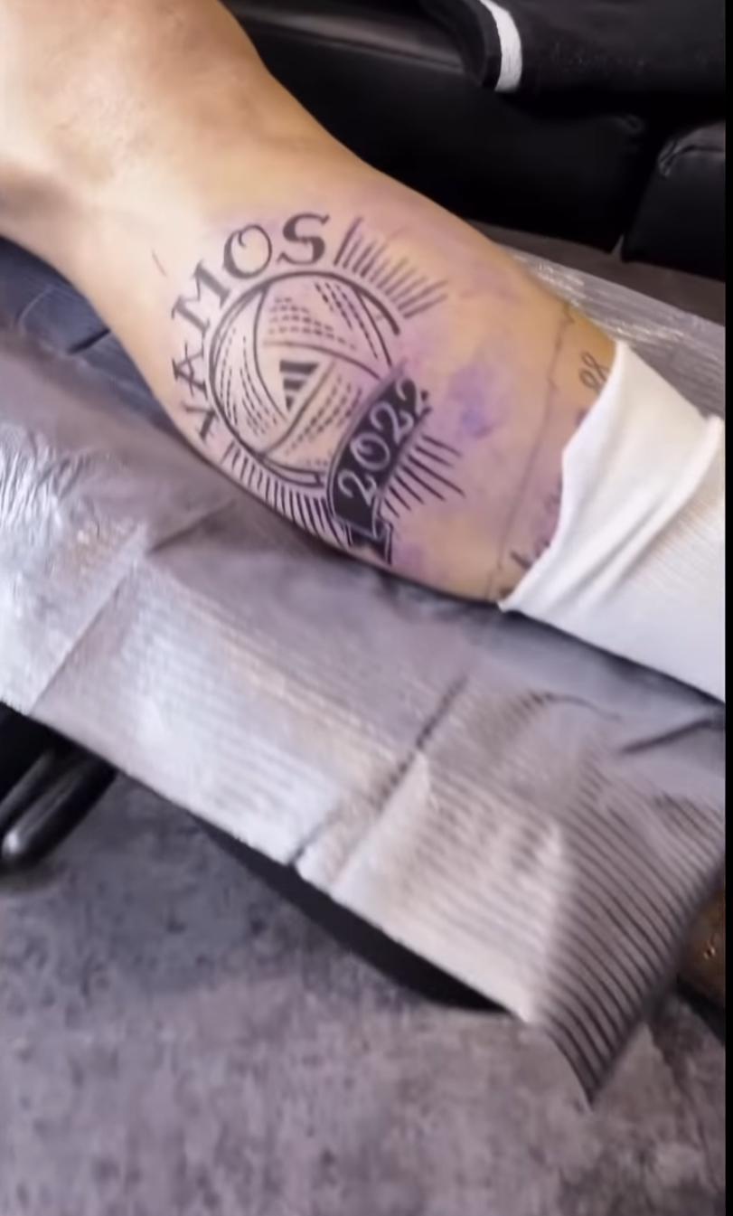 2805A629-7614-4E19-82F4-937E4D2AE322