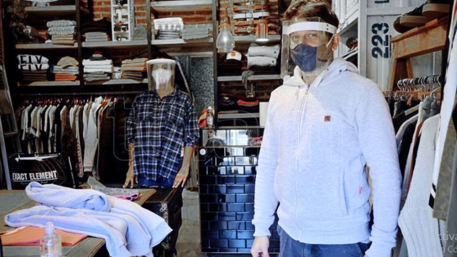 EAA9A683-264A-4D97-A792-5E29B5631F60