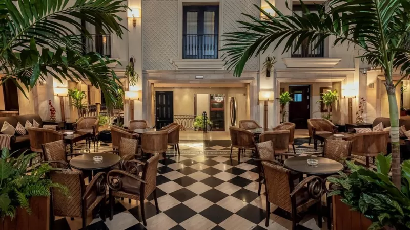 AE4F02BB-E5D1-40A8-888B-5D7FAD7A2283