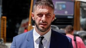 BA1037C2-58CA-4FE1-8D9F-BE9969AD1763