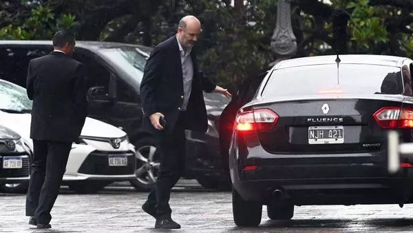 43E864DE-9C39-49B7-8546-30908B29D7D2