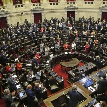 BBEE0E85-8F08-4250-96F0-4737343036B5