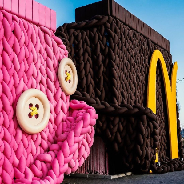 04DD409B-5B8D-4F46-9A56-9F72B58E04E4