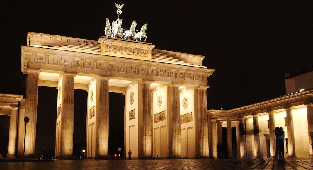 05EE8DD6-C5C0-42B9-A792-71214D78FF1C