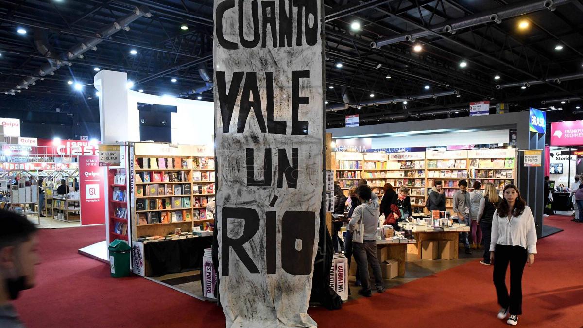 78FB89DA-A5A2-4549-818F-A3862581624E