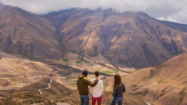 43BEE4E4-B4D8-44BF-BF52-FE6ED9245EB0