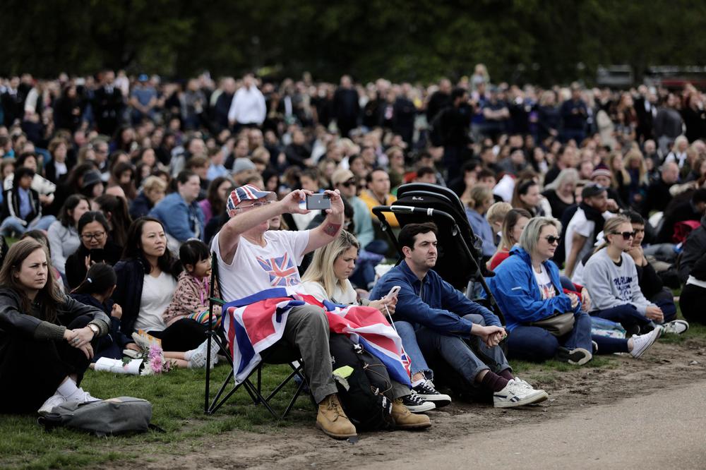 39D421C5-406E-4CE2-9449-08251C4F0893