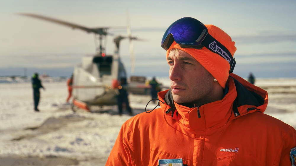 7B487596-AA7A-497A-8568-BD940E5FDA44