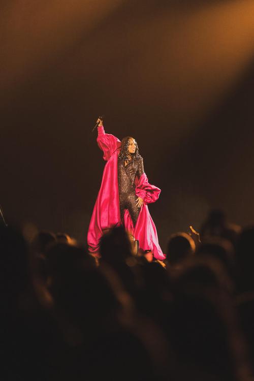 9B1EAF25-7190-425E-8ED4-E41BF4CC2978