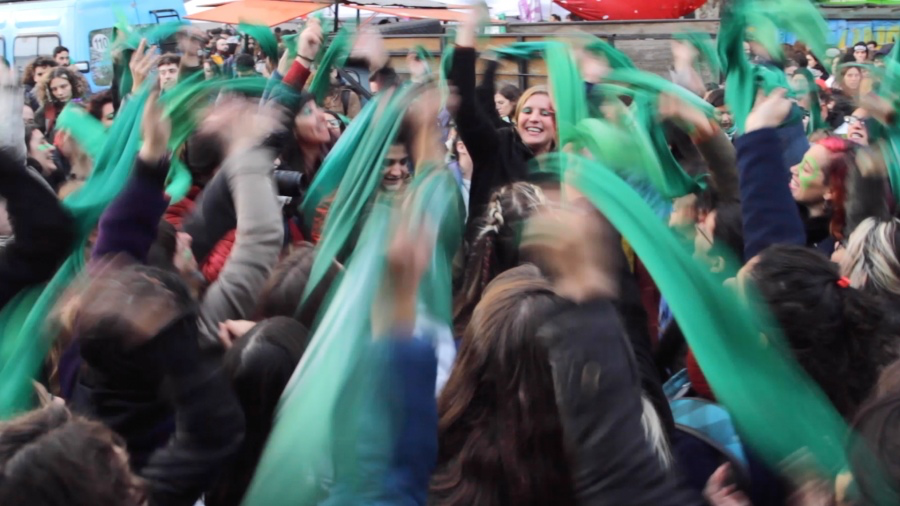 7EFF2534-FB7E-4B6D-99F0-5F164C081B1E